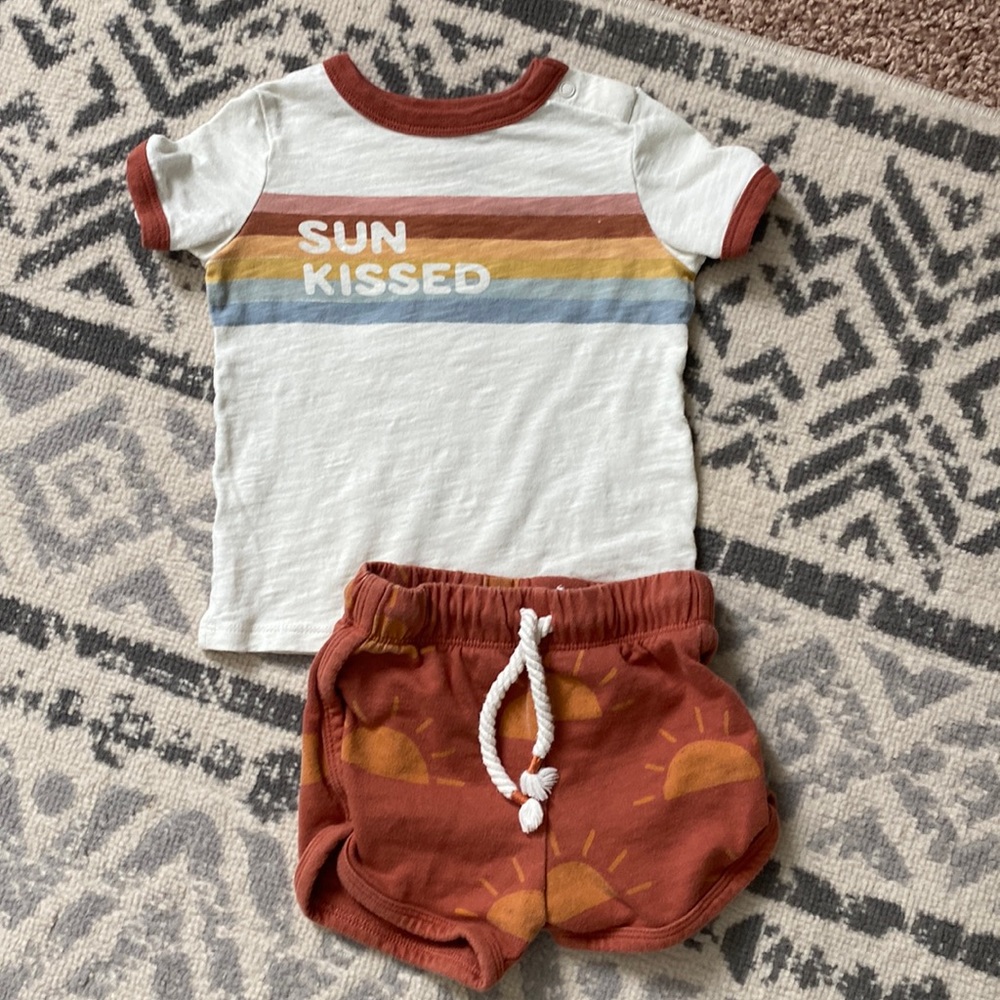 SunKissed Retro Outfit